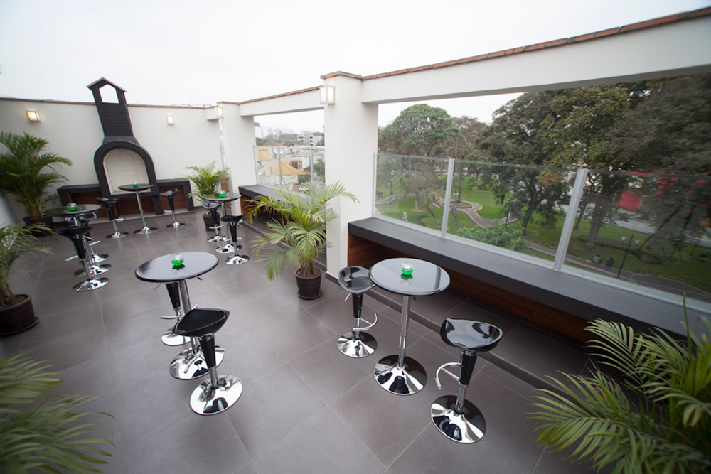 El Angolo Hotels About